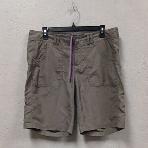 The North Face Olive Cargo Shorts for Outdoor Adventures Sz 10